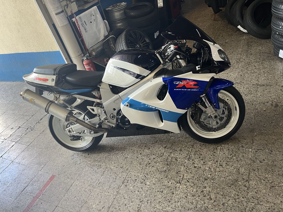 Suzuki tl1000r vendo troco