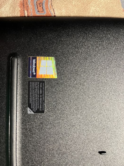 Laptop Dell Latitude 3500, 256gb intel i5 8th gen