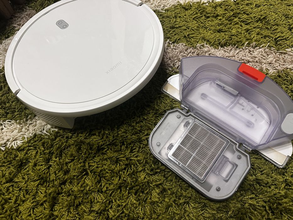 Миючий робот пилосос xiaomi e10