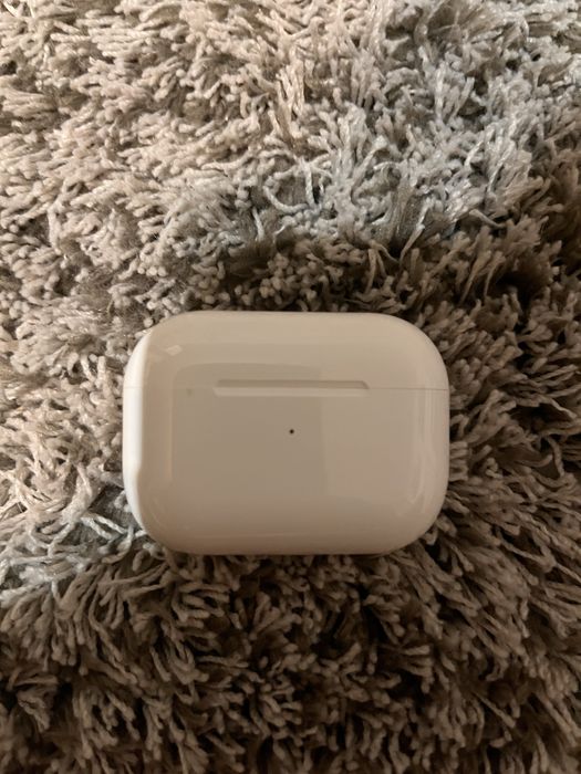 Наушники AirPods Pro