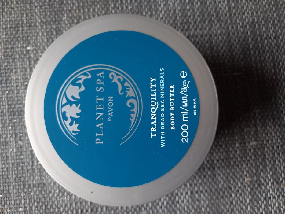 Kojąco-nawilżające masło do ciała Planet Spa Avon