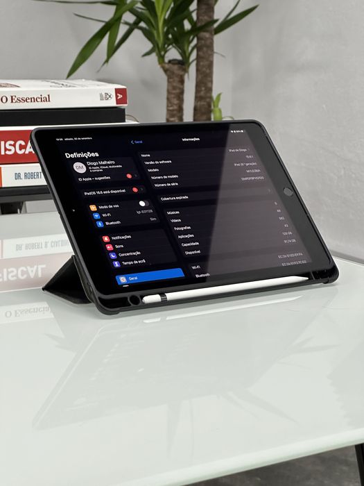 iPad 8 geração - 128gb - COMO NOVO!
