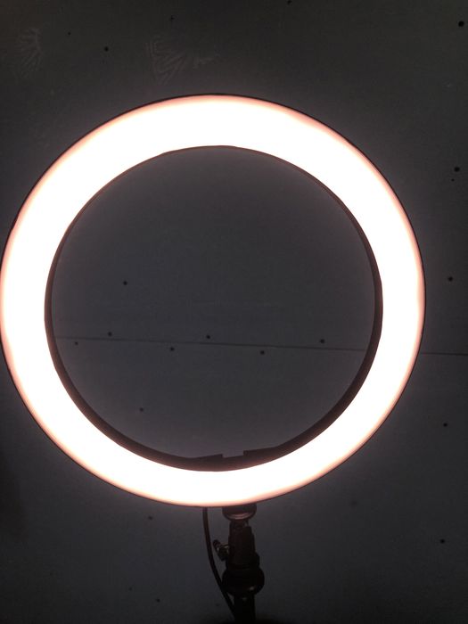 Кільцева лампа для телефону