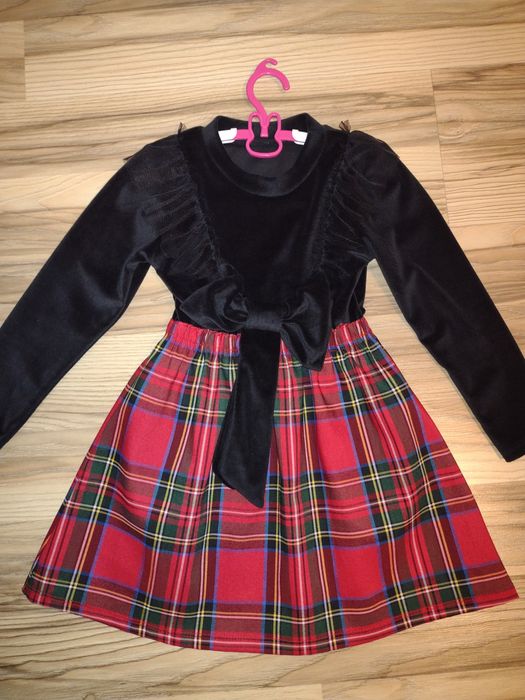 Sukienka świąteczna rozmiar 104