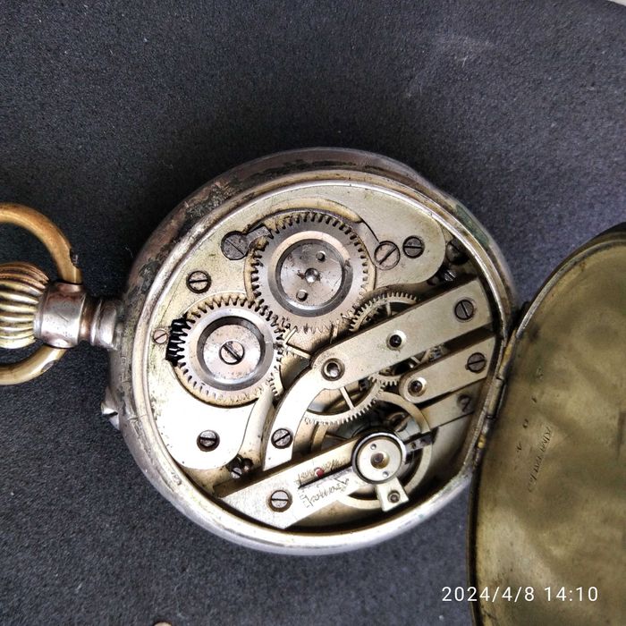 Часы старинные 19 век.