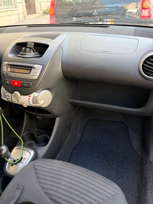 o carro Peugeot 107 AUTOMATICO