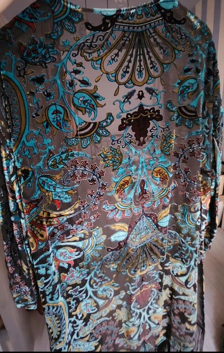 Długa narzutka-"kimono" z jedwabiem