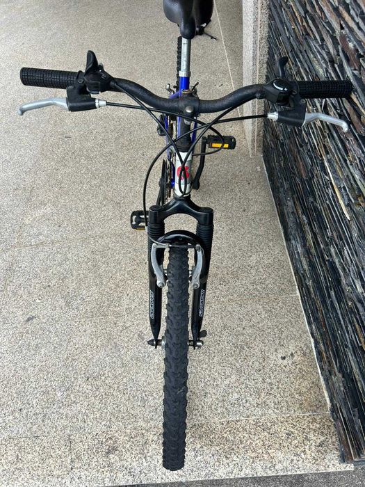 Lote 3 bicicletas – 2 adultas + 1 de criança (usar / arranjar / peças)