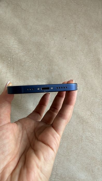 iPhone 12 128 g б/у синій