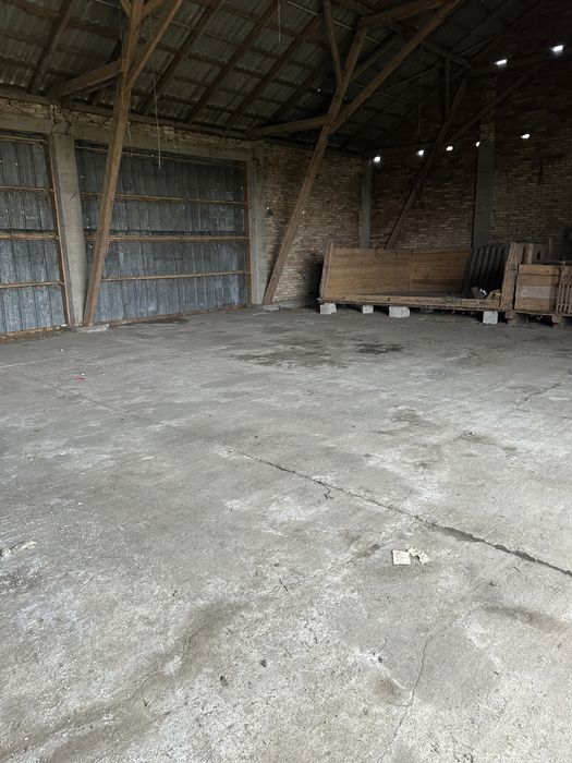 Wynajme zabudowania obora stodola duze podworko