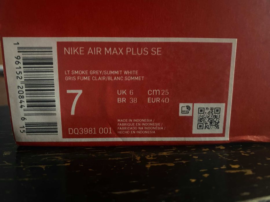 Buty Nike Air Max Plus SE r.40