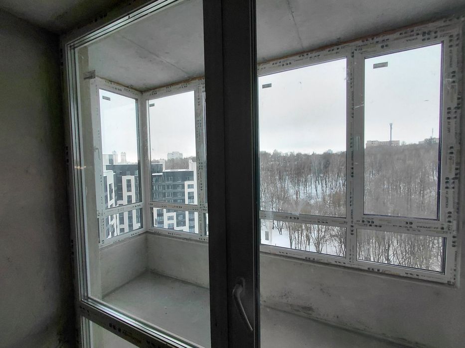 Продаж 2к квартири 71 кв. м на вул. Львівська