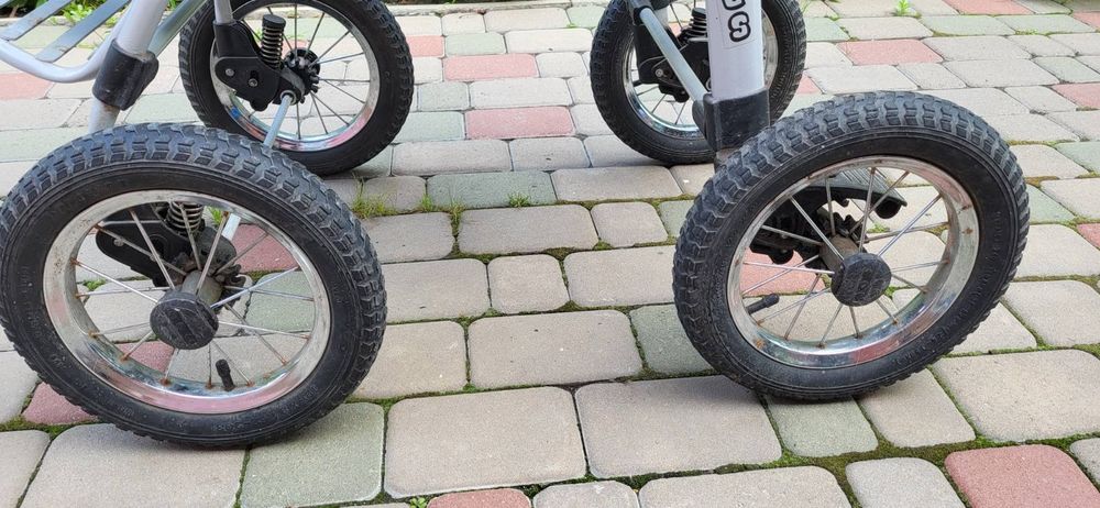 Продам коляску 2в1