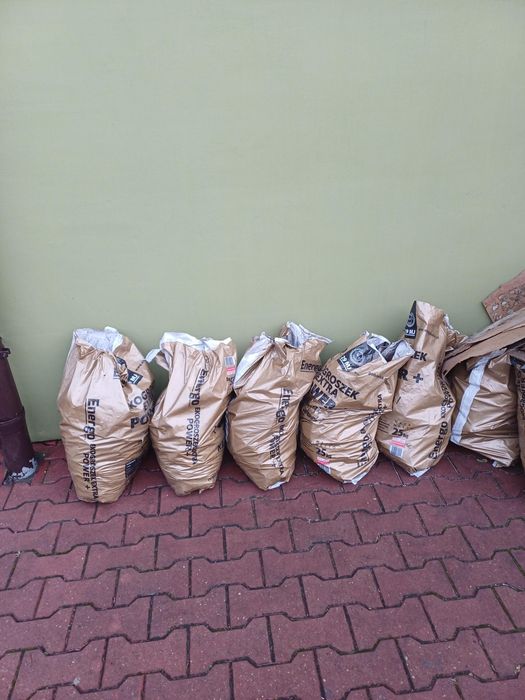 Oddam gruz widoczny na zdjeciu