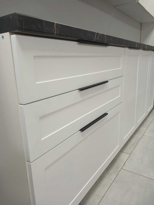 Кухня з фарбованого МДФ