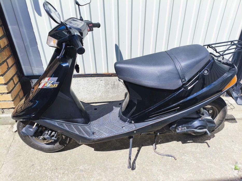 Suzuki address v 100