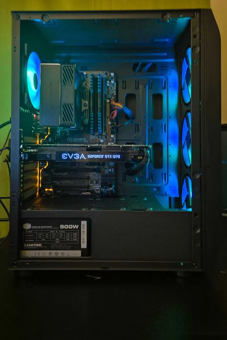 PC Gamer i7 4770k 4.2Ghz | 16Gb DDR3 | EVGA GTX 1070 8GB | SSD + HDD | ARGB