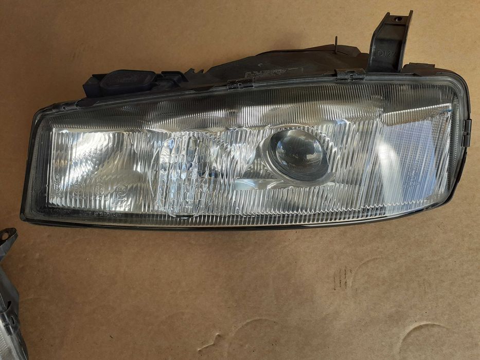 Opel Calibra Reflektory Komplet Lewy + Prawy Europa