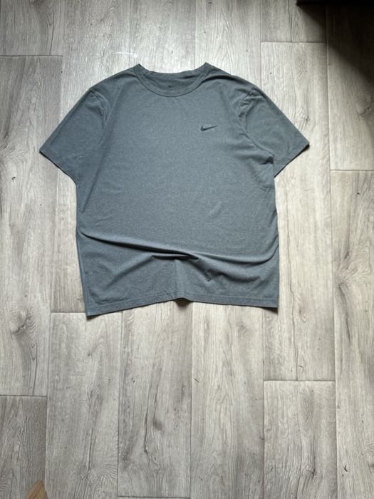 Футболка Nike Dri-Fit Ідеал L-XL