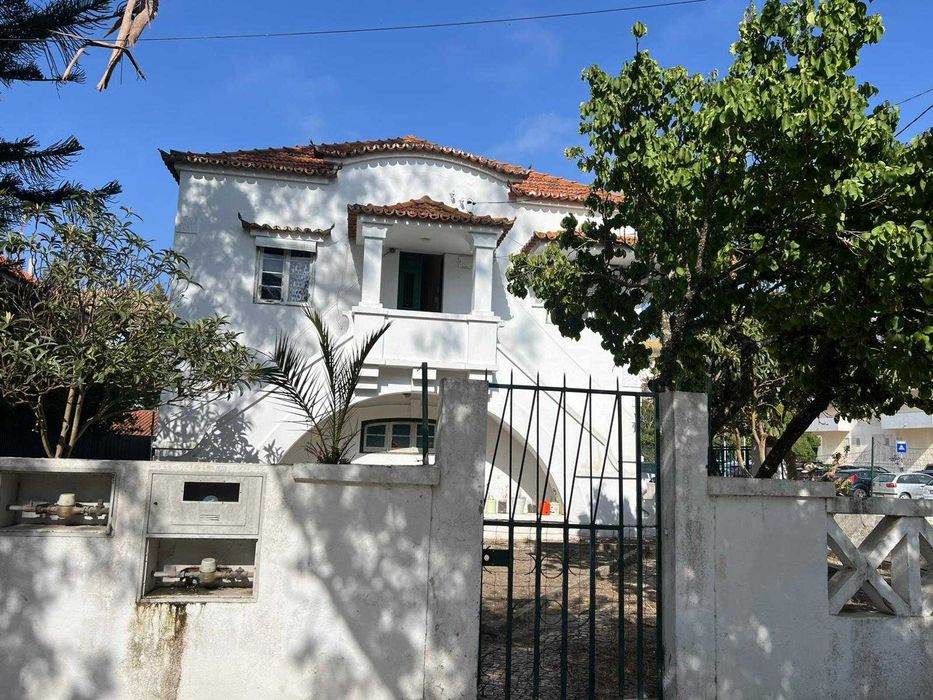 Quartos privativos com casa de banho privativa ou partilhada