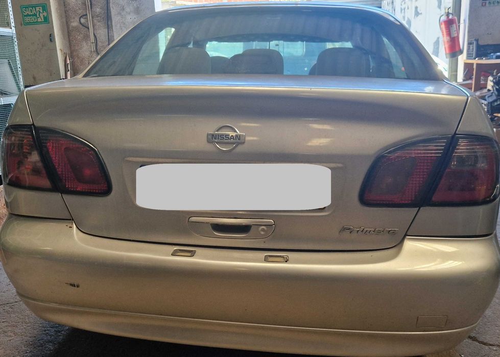 Nissan Primera para peças