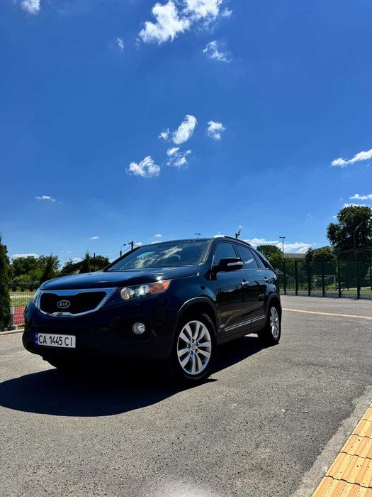 продам сімейне авто KIA SORENTO ||