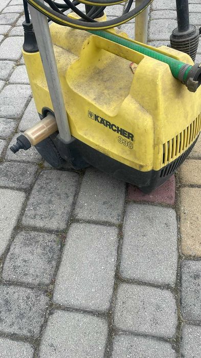 Myjka ciśnieniowa Karcher 330