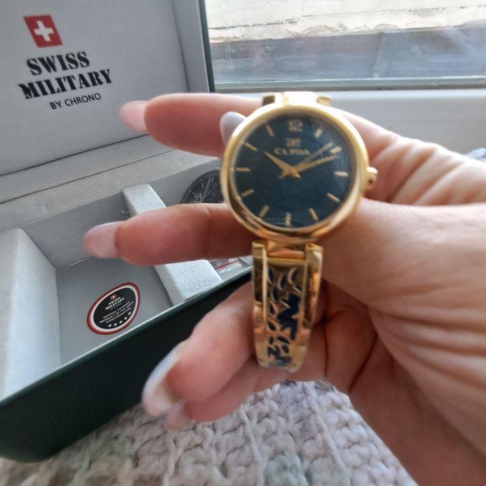 Наручні годинники