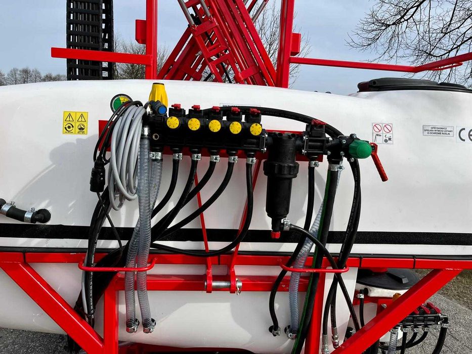 Opryskiwacz zawieszany hydrauliczny AF1015HzX Belka NOWEGO TYPU NOWY