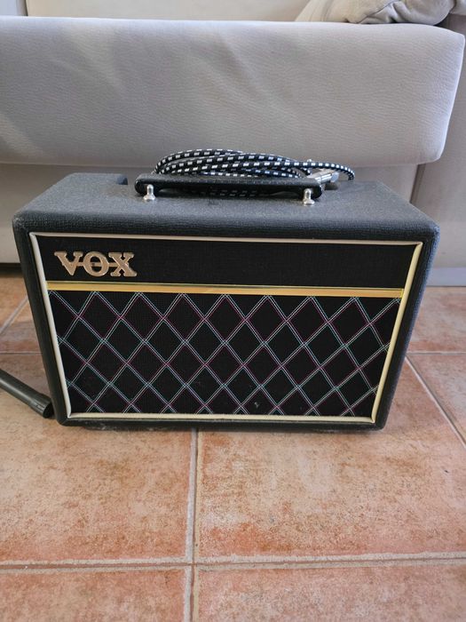 Guitarra Baixo Electtica Activa Corf e Amplificador