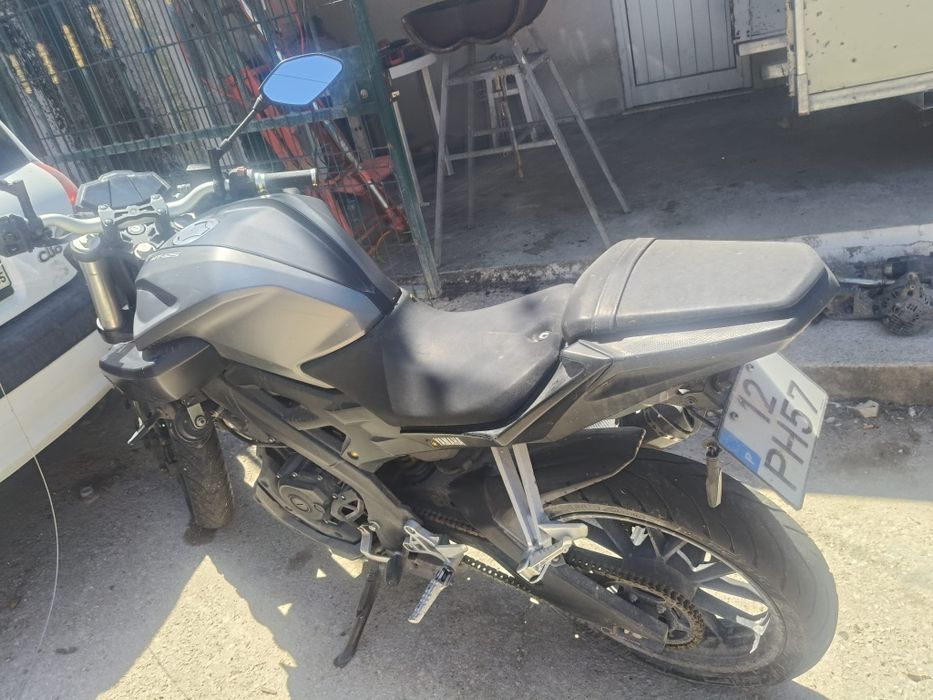 Yamaha mt 125 cc