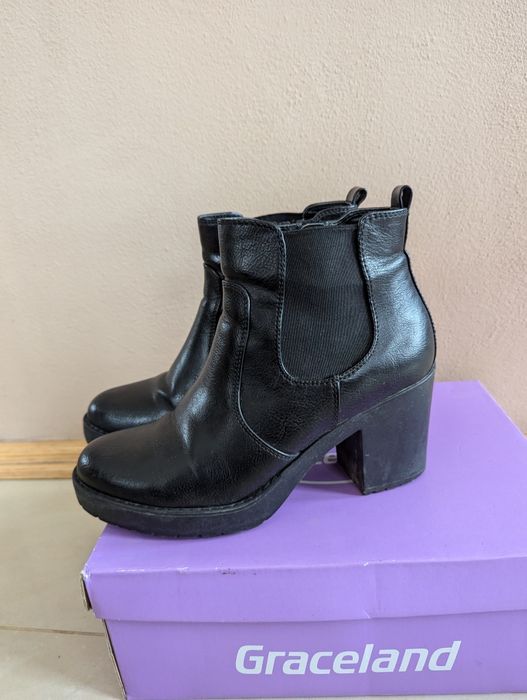 Buty zimowe botki z ociepleniem