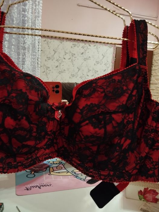 Sexowny model staniczka  na  rozmiar 90G