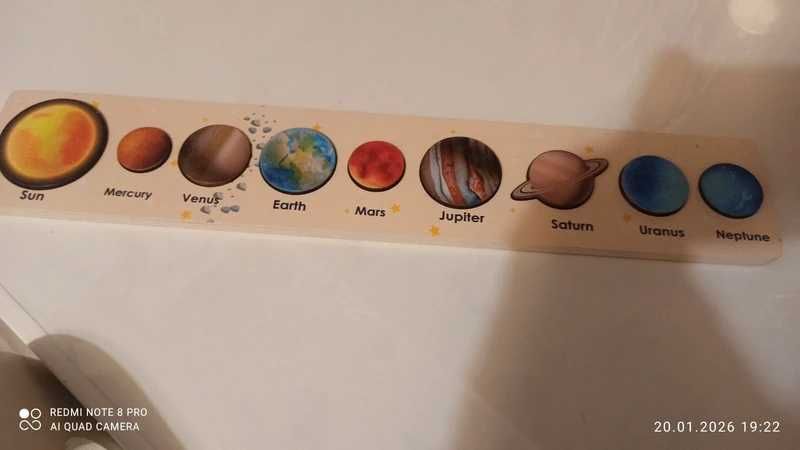 układ słoneczny Montessori planety