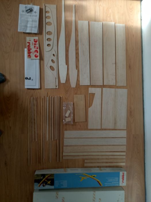 Robbe Disco 3104 - planador