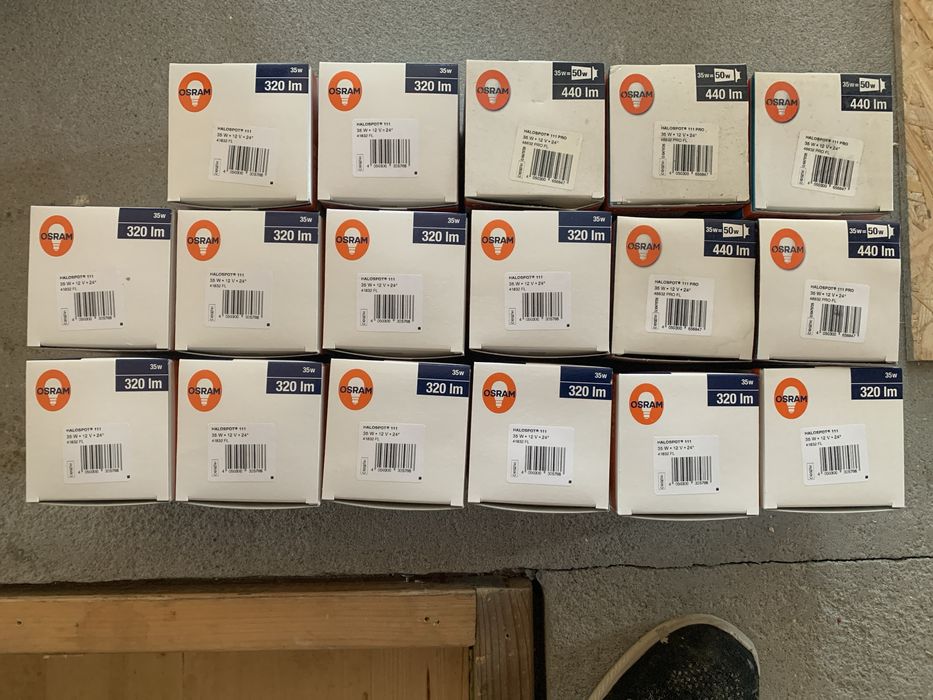 Zarówki HALOSPOT 111 PRO 12V 35W 440lm 2900K