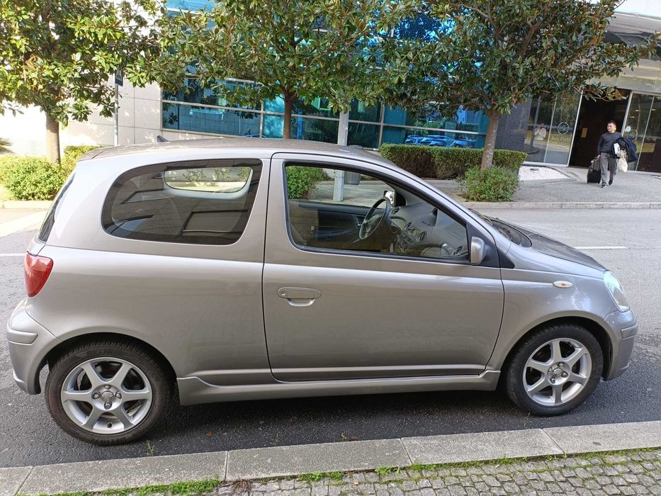 Toyota Yaris 1.5 VVT-i TS 105 Cv