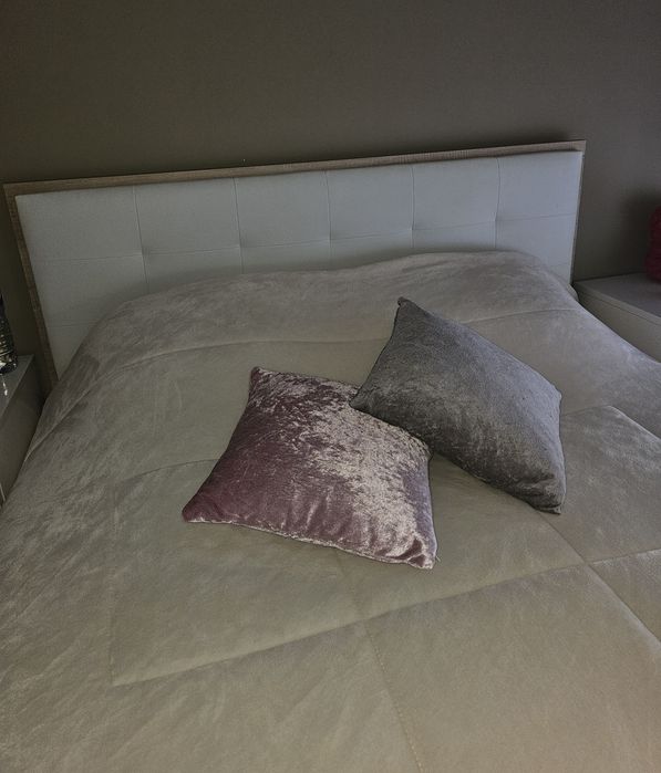 Cama com colchão