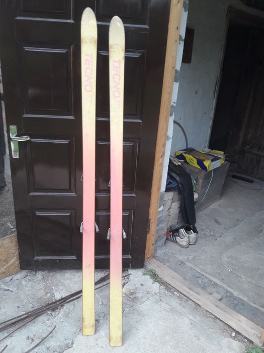 Горные лыжи б/у крепления.
