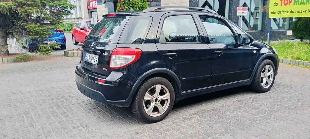 Suzuki SX4 SUZUKI SX4 - Automat + Gaz LPG - Mały przebieg