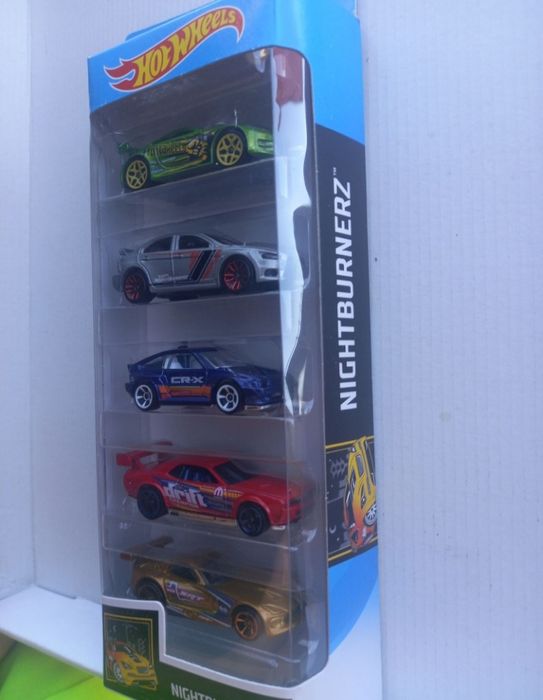 Pack 5 miniaturas hot wheels