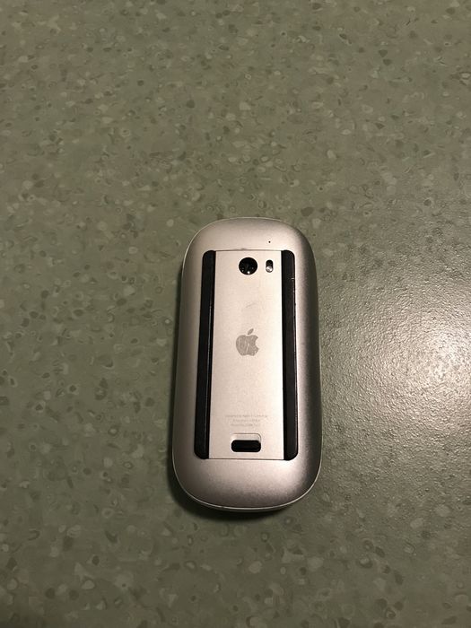 Продам мишку Apple