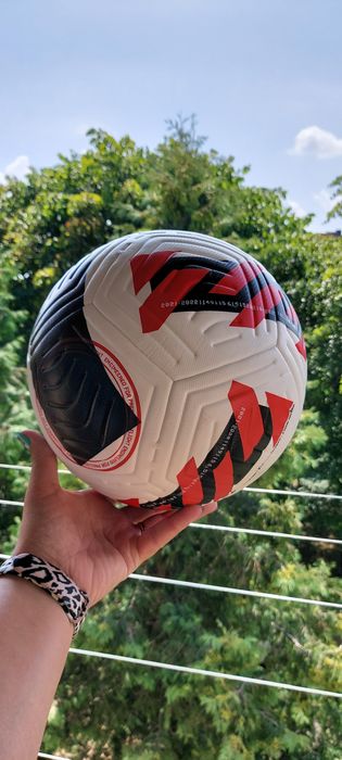 Футбольний м'яч.розмір 5