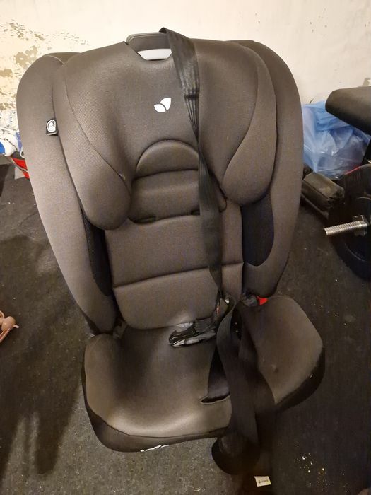 Fotelik joie na isofix do 36kg