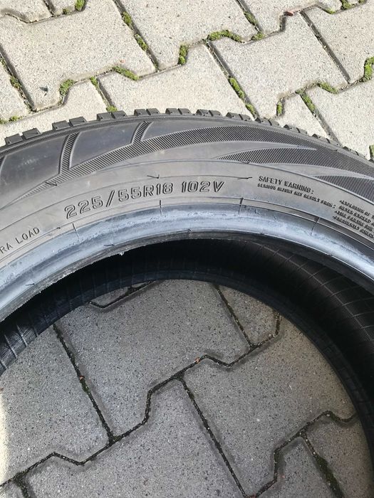 2x 225/55R18 102V Falken EuroWinter HS01 SUV  opony zimowe R