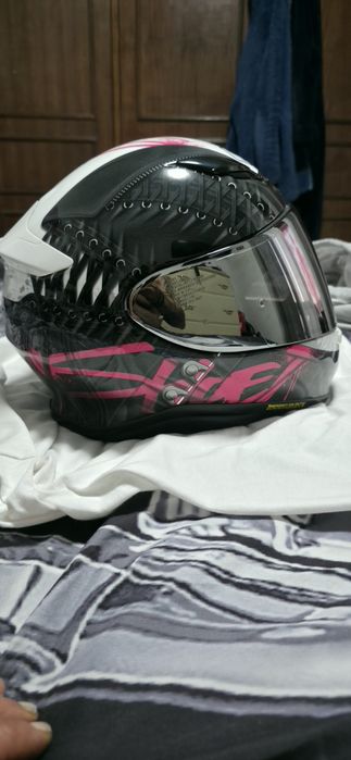Vendo capacete shoei estado novo