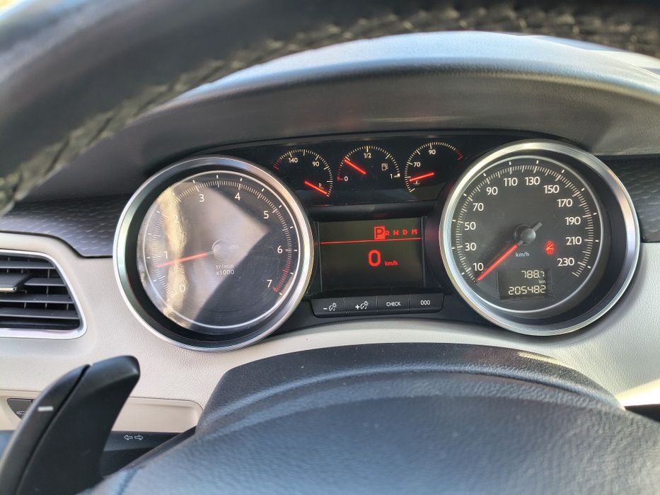 Peugeot 508sw Allure automat 205tys.