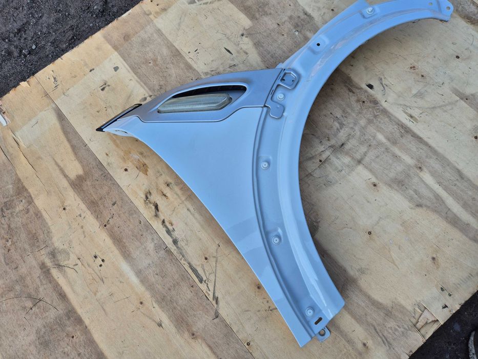 Prawy Przedni Przód Błotnik MINI R60 Countryman B15 Oryginał 10-16r