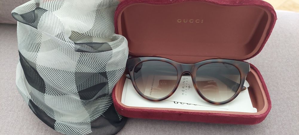 Okulary przeciwsłoneczne Gucci