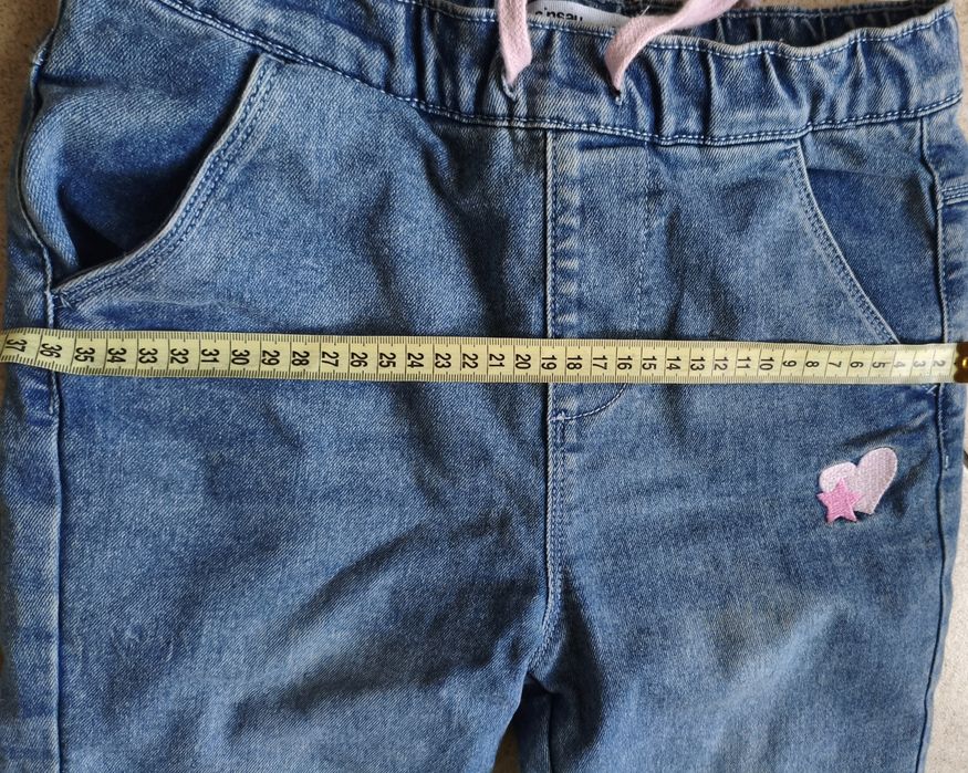 Dżinsy ocieplane polarem r. 140